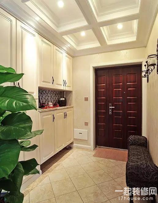 鞋柜下面究竟需不需要留空?不要等装修完后悔 鞋柜下面究竟需不需要留空?不要等装修完后悔