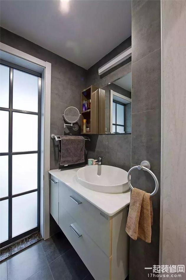 小户型把洗手台移到卫生间门外,省空间又实用 小户型把洗手台移到卫生间门外,省空间又实用